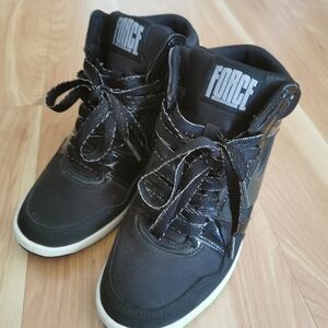 Nike Air Force Sky High (Size 5.5, Black)